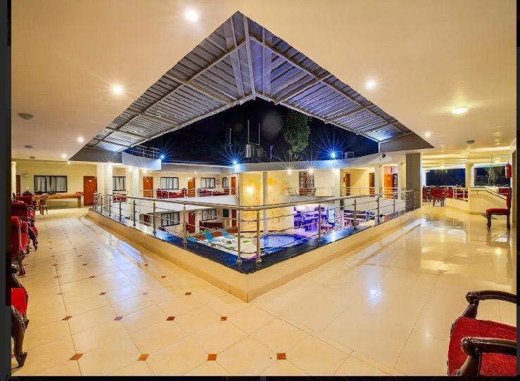 The Center Court Resort & Spa Varca Buitenkant foto